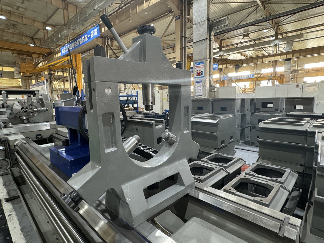 SMTCL Horizontale draaibank CW6163B Metalen handleiding draaibank 1000mm Spindelboring 104 Heavy Duty handleiding draaibank