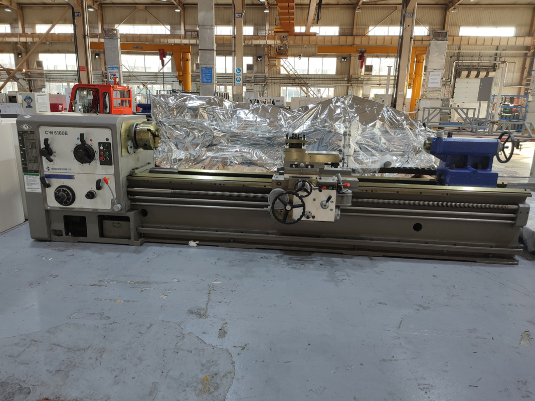 SMTCL Grote draaibank CW6180B Manuele draaibank 6000mm Zware motor Draaibank Draaibank