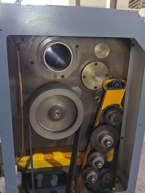 15m zware draaibank CW61125 Grote spindelboor 130mm krachtige horizontale draaibank