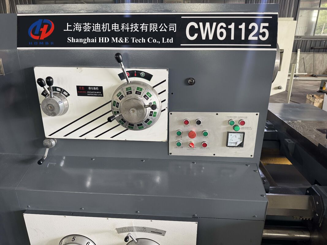 Hoge stijfheid zware draaibank Max. draaidiameter over bed 1600mm CW61160 Metalen horizontale draaibank