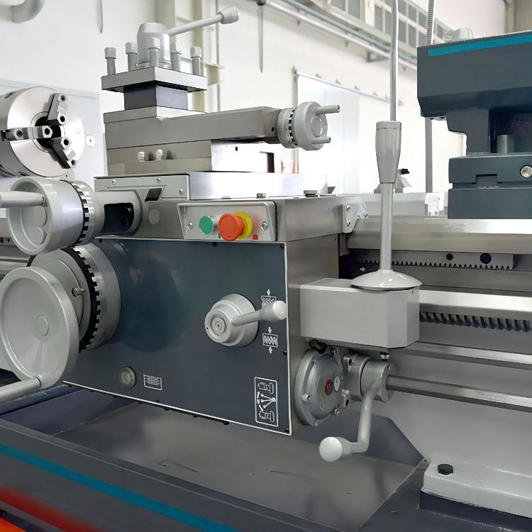 26 - 1700 t/min-Metaal het Draaien Draaibankmachine CDS6166C CDS6266C voor het Metaalwerk